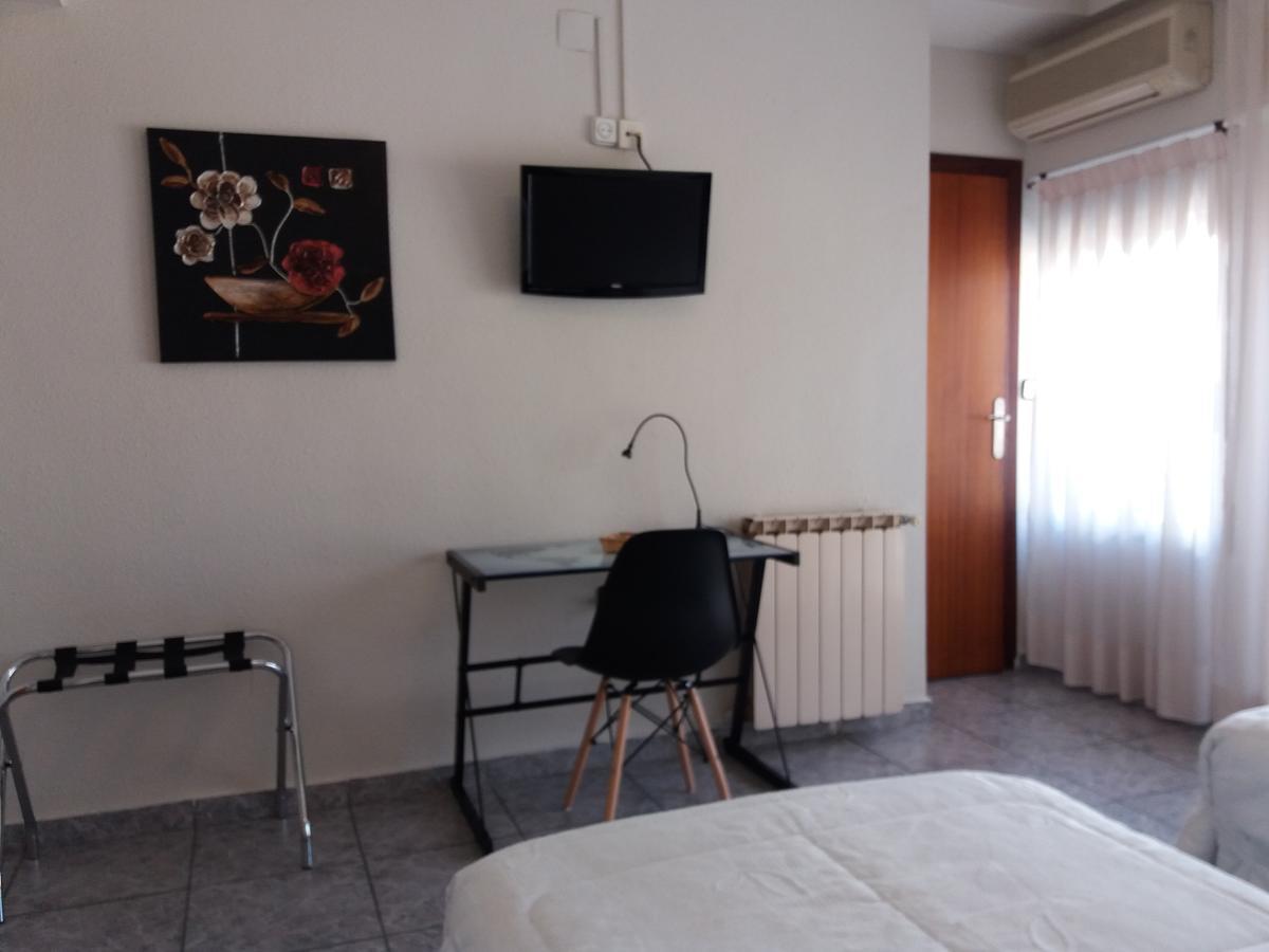 Hostal La Pilarica Paterna Camera foto